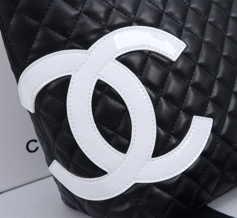 Ch**el shopping bags